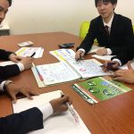 法人様・企業様それぞれに最適なご提案をするために打ち合わせするドリームソリューションの様子