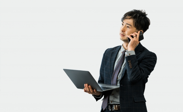 コールセンターで役立つトークスクリプトとは？利用シーンや基本構成を解説